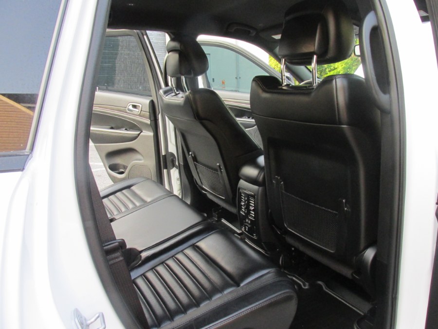 2019 Jeep Grand Cherokee Limited 4x4, available for sale in Massapequa, New York | South Shore Auto Brokers & Sales. Massapequa, New York 2019 Jeep Grand Cherokee Limited 4x4, available for sale in Massapequa, New York | South Shore Auto Brokers & Sales. Massapequa, New York