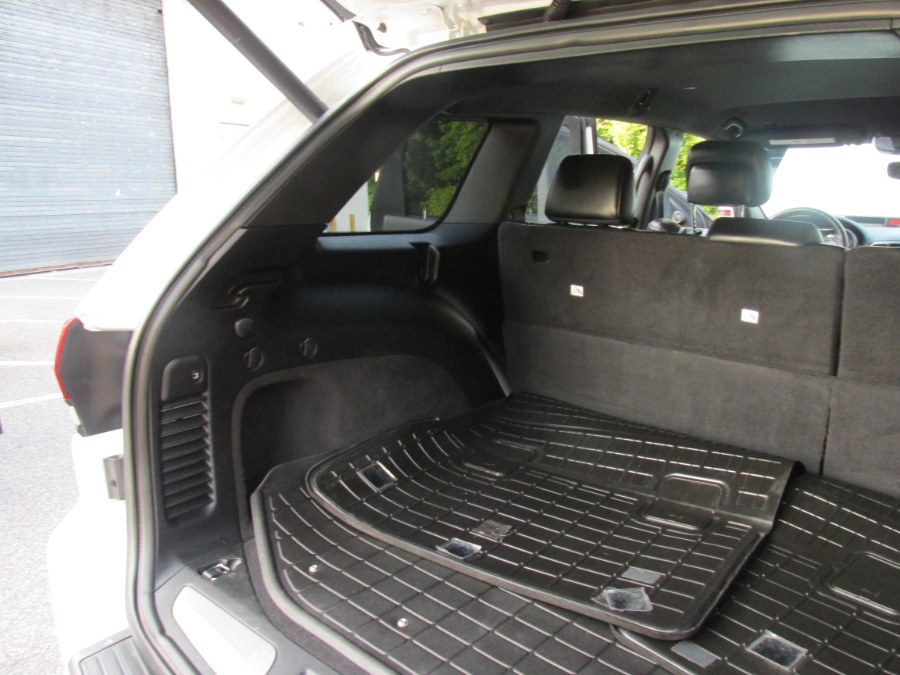 2019 Jeep Grand Cherokee Limited 4x4, available for sale in Massapequa, New York | South Shore Auto Brokers & Sales. Massapequa, New York 2019 Jeep Grand Cherokee Limited 4x4, available for sale in Massapequa, New York | South Shore Auto Brokers & Sales. Massapequa, New York