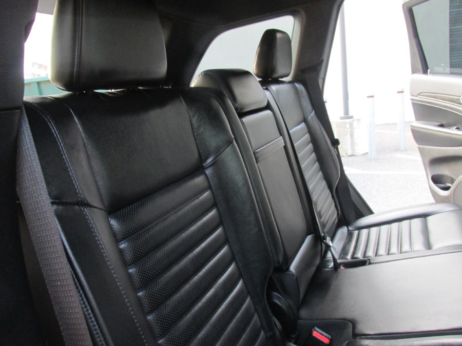2019 Jeep Grand Cherokee Limited 4x4, available for sale in Massapequa, New York | South Shore Auto Brokers & Sales. Massapequa, New York 2019 Jeep Grand Cherokee Limited 4x4, available for sale in Massapequa, New York | South Shore Auto Brokers & Sales. Massapequa, New York