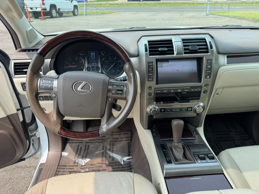 2017 Lexus GX GX 460 Premium 4WD, available for sale in Berlin, Connecticut | Tru Auto Mall. Berlin, Connecticut 2017 Lexus GX GX 460 Premium 4WD, available for sale in Berlin, Connecticut | Tru Auto Mall. Berlin, Connecticut