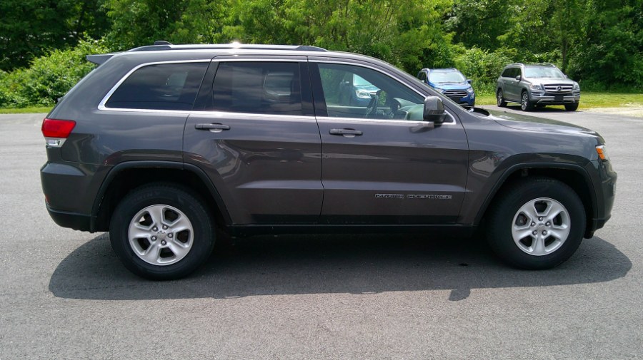 2017 Jeep Grand Cherokee Laredo 4x4, available for sale in Yantic, Connecticut | Yantic Auto Center. Yantic, Connecticut 2017 Jeep Grand Cherokee Laredo 4x4, available for sale in Yantic, Connecticut | Yantic Auto Center. Yantic, Connecticut
