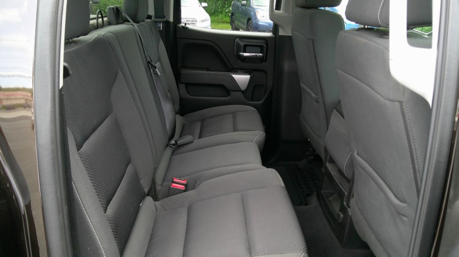 2019 Chevrolet Silverado 1500 LD 4WD Double Cab LT w/1LT, available for sale in Yantic, Connecticut | Yantic Auto Center. Yantic, Connecticut 2019 Chevrolet Silverado 1500 LD 4WD Double Cab LT w/1LT, available for sale in Yantic, Connecticut | Yantic Auto Center. Yantic, Connecticut