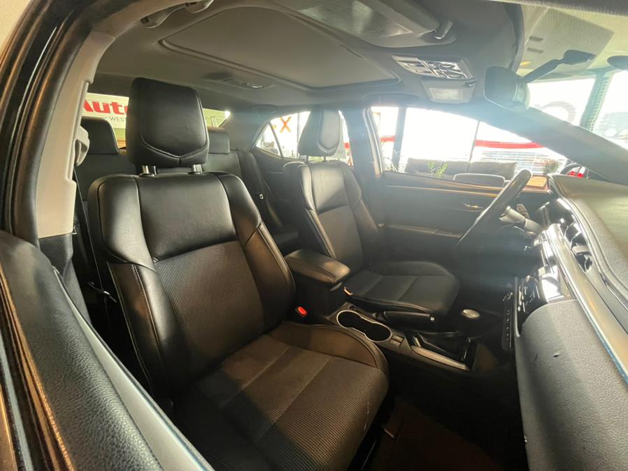 2015 Toyota Corolla 4dr Sdn CVT S (Natl), available for sale in West Hartford, Connecticut | AutoMax. West Hartford, Connecticut 2015 Toyota Corolla 4dr Sdn CVT S (Natl), available for sale in West Hartford, Connecticut | AutoMax. West Hartford, Connecticut