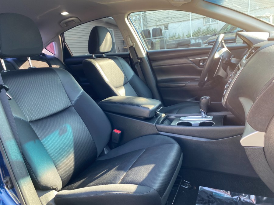 2017 Nissan Altima 2.5 SR Sedan, available for sale in Paterson, New Jersey | DZ Automall. Paterson, New Jersey 2017 Nissan Altima 2.5 SR Sedan, available for sale in Paterson, New Jersey | DZ Automall. Paterson, New Jersey