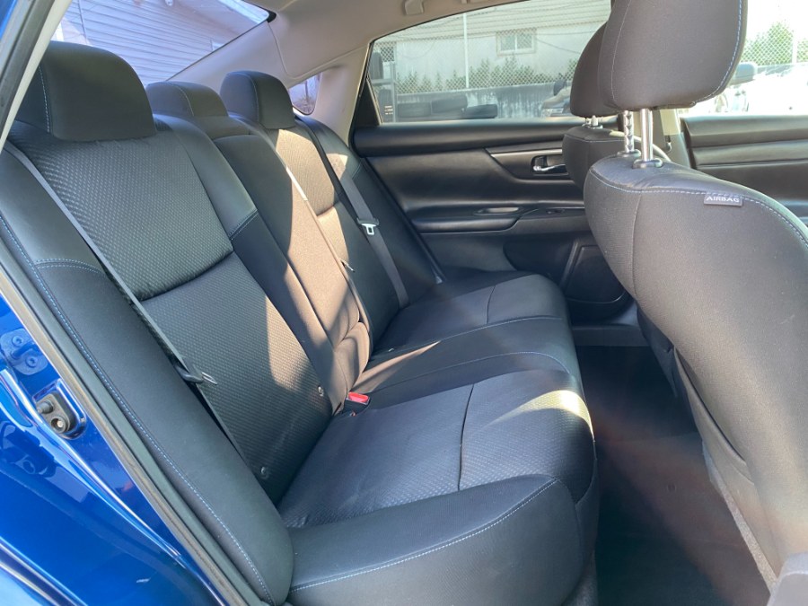 2017 Nissan Altima 2.5 SR Sedan, available for sale in Paterson, New Jersey | DZ Automall. Paterson, New Jersey 2017 Nissan Altima 2.5 SR Sedan, available for sale in Paterson, New Jersey | DZ Automall. Paterson, New Jersey