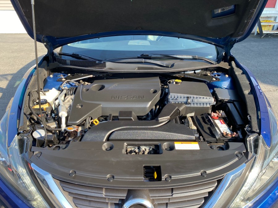 2017 Nissan Altima 2.5 SR Sedan, available for sale in Paterson, New Jersey | DZ Automall. Paterson, New Jersey 2017 Nissan Altima 2.5 SR Sedan, available for sale in Paterson, New Jersey | DZ Automall. Paterson, New Jersey