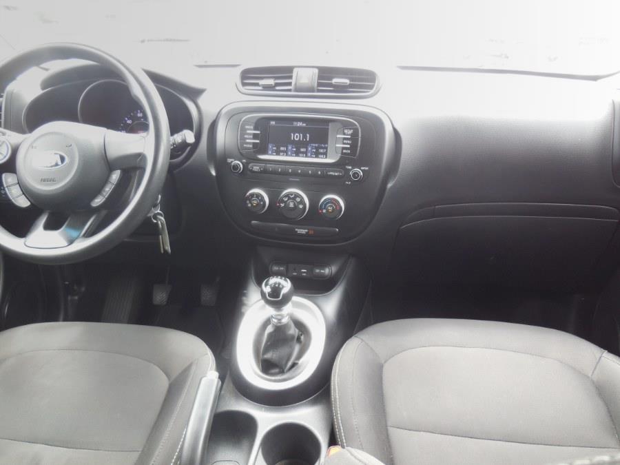 2017 Kia Soul Base Manual, available for sale in Hawaiian Gardens, California | Luxe Motors. Hawaiian Gardens, California 2017 Kia Soul Base Manual, available for sale in Hawaiian Gardens, California | Luxe Motors. Hawaiian Gardens, California