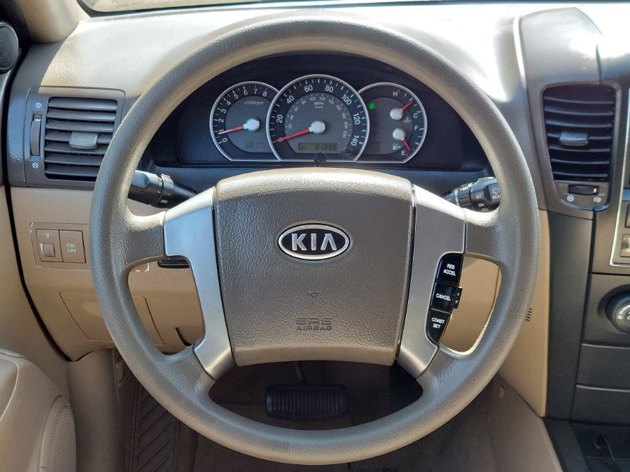 2007 Kia Sorento 4WD 4dr LX, available for sale in East Windsor, Connecticut | United Auto Sales of E Windsor, Inc. East Windsor, Connecticut 2007 Kia Sorento 4WD 4dr LX, available for sale in East Windsor, Connecticut | United Auto Sales of E Windsor, Inc. East Windsor, Connecticut