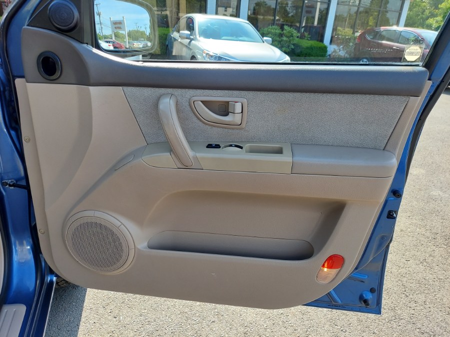 2007 Kia Sorento 4WD 4dr LX, available for sale in East Windsor, Connecticut | United Auto Sales of E Windsor, Inc. East Windsor, Connecticut 2007 Kia Sorento 4WD 4dr LX, available for sale in East Windsor, Connecticut | United Auto Sales of E Windsor, Inc. East Windsor, Connecticut