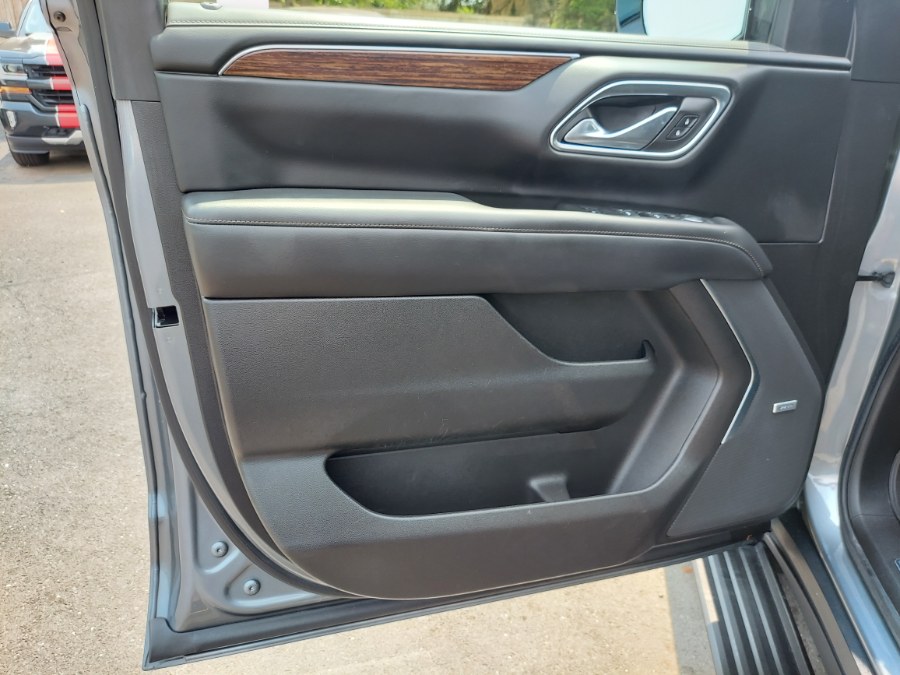 2021 Chevrolet Tahoe 4WD 4dr High Country, available for sale in East Windsor, Connecticut | United Auto Sales of E Windsor, Inc. East Windsor, Connecticut 2021 Chevrolet Tahoe 4WD 4dr High Country, available for sale in East Windsor, Connecticut | United Auto Sales of E Windsor, Inc. East Windsor, Connecticut