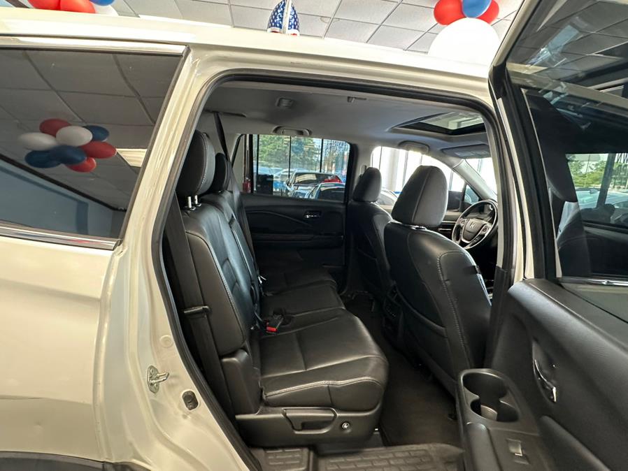2018 Honda Pilot EX-L 2WD, available for sale in Inwood, New York | 5 Towns Drive. Inwood, New York 2018 Honda Pilot EX-L 2WD, available for sale in Inwood, New York | 5 Towns Drive. Inwood, New York