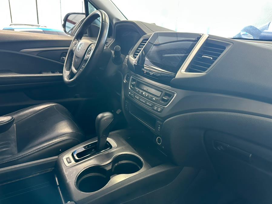 2018 Honda Pilot EX-L 2WD, available for sale in Inwood, New York | 5 Towns Drive. Inwood, New York 2018 Honda Pilot EX-L 2WD, available for sale in Inwood, New York | 5 Towns Drive. Inwood, New York