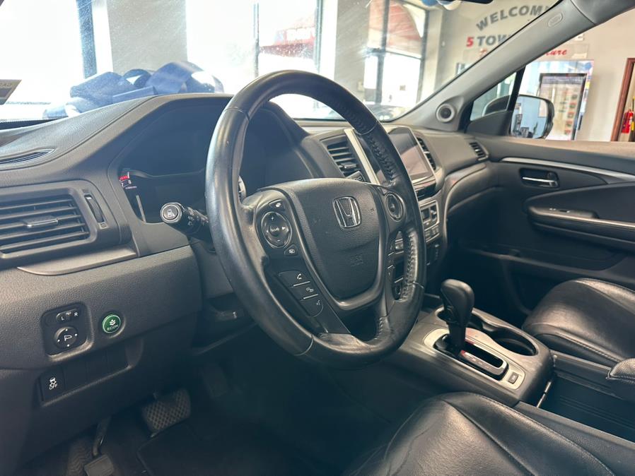 2018 Honda Pilot EX-L 2WD, available for sale in Inwood, New York | 5 Towns Drive. Inwood, New York 2018 Honda Pilot EX-L 2WD, available for sale in Inwood, New York | 5 Towns Drive. Inwood, New York