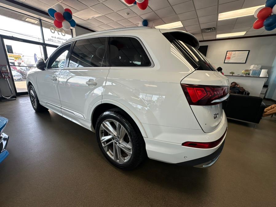2020 Audi Q7 Premium Plus photo 5