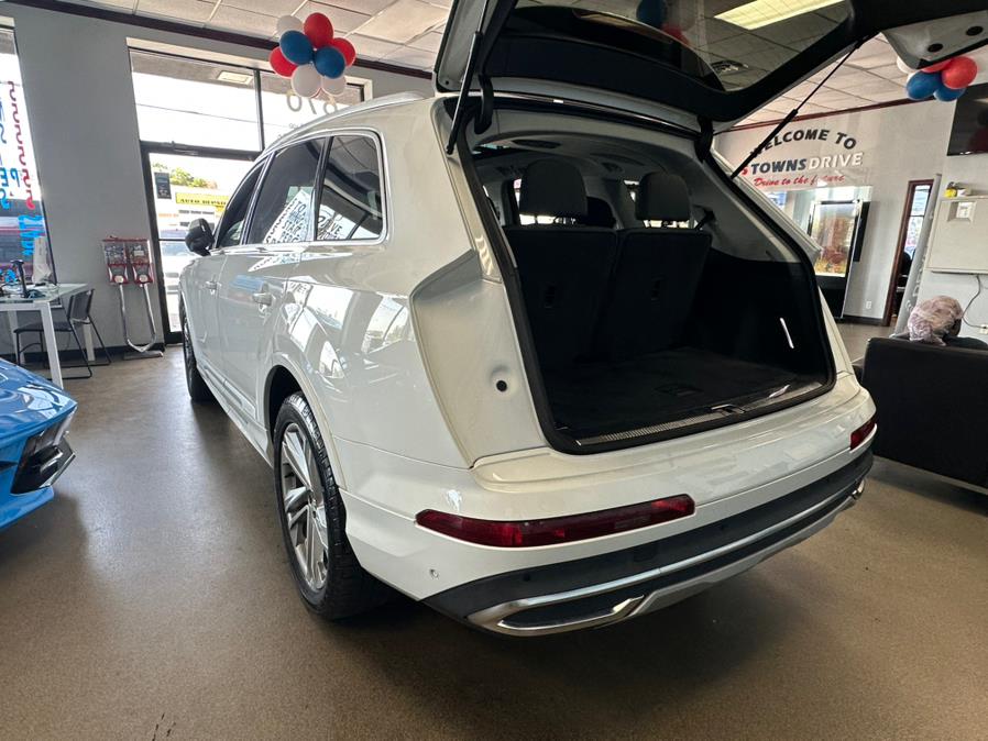 2020 Audi Q7 Premium Plus photo 11