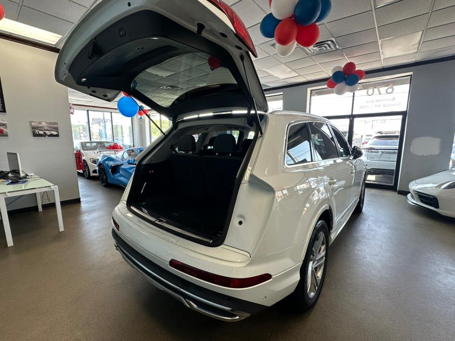 2020 Audi Q7 Premium Plus photo 13
