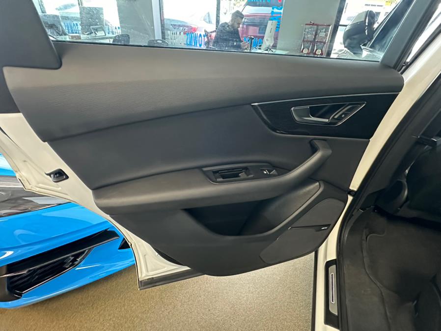 2020 Audi Q7 Premium Plus photo 22