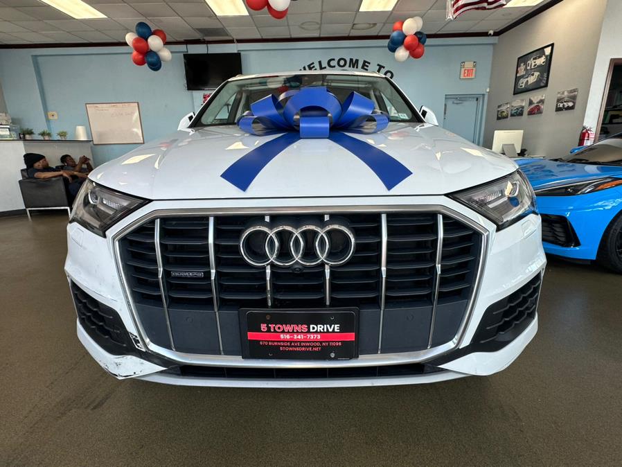 2020 Audi Q7 Premium Plus photo 2