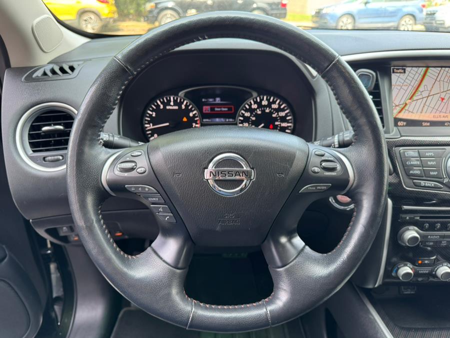 2019 Nissan Pathfinder 4x4 SL, available for sale in Irvington, New Jersey | Elis Motors Corp. Irvington, New Jersey 2019 Nissan Pathfinder 4x4 SL, available for sale in Irvington, New Jersey | Elis Motors Corp. Irvington, New Jersey