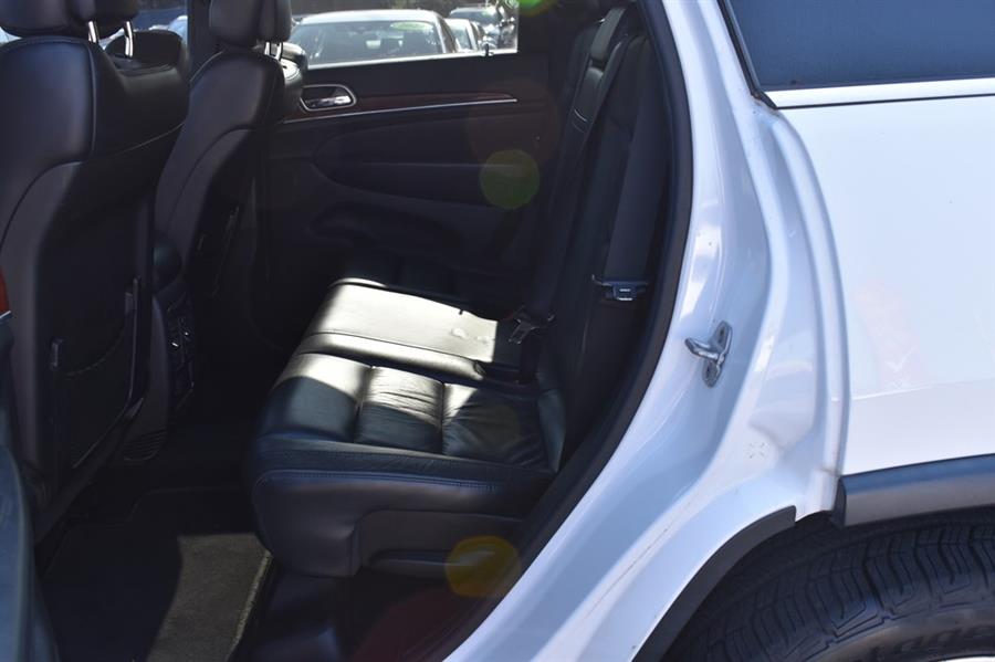 2013 Jeep Grand Cherokee LIMITED, available for sale in Patchogue, New York | 112 Auto Plaza. Patchogue, New York 2013 Jeep Grand Cherokee LIMITED, available for sale in Patchogue, New York | 112 Auto Plaza. Patchogue, New York