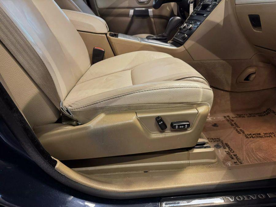 2013 Volvo Xc90 3.2 Sport Utility 4D, available for sale in Santa Ana, California | K&T Motor LLC. Santa Ana, California 2013 Volvo Xc90 3.2 Sport Utility 4D, available for sale in Santa Ana, California | K&T Motor LLC. Santa Ana, California