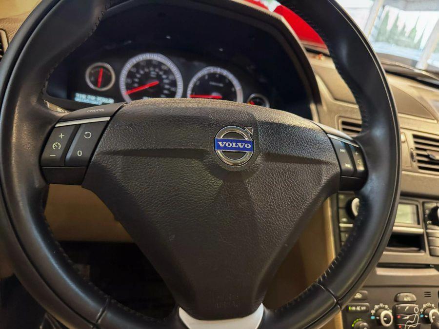 2013 Volvo Xc90 3.2 Sport Utility 4D, available for sale in Santa Ana, California | K&T Motor LLC. Santa Ana, California 2013 Volvo Xc90 3.2 Sport Utility 4D, available for sale in Santa Ana, California | K&T Motor LLC. Santa Ana, California