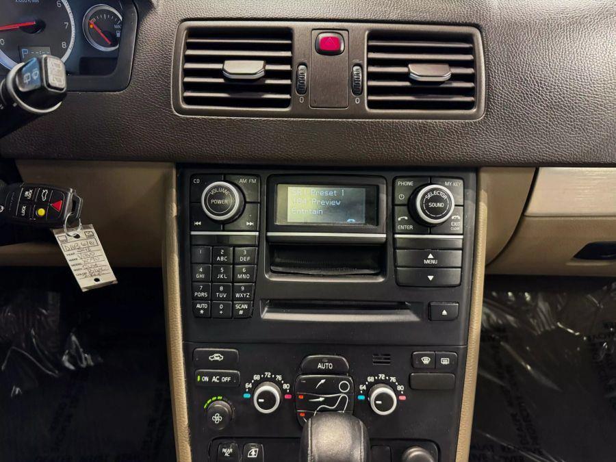 2013 Volvo Xc90 3.2 Sport Utility 4D, available for sale in Santa Ana, California | K&T Motor LLC. Santa Ana, California 2013 Volvo Xc90 3.2 Sport Utility 4D, available for sale in Santa Ana, California | K&T Motor LLC. Santa Ana, California
