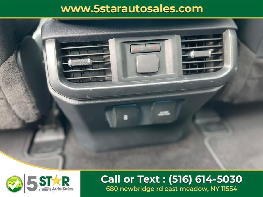 2022 Ford F-150 LARIAT 4WD SuperCrew 5.5'' Box, available for sale in East Meadow, New York | 5 Star Auto Sales Inc. East Meadow, New York 2022 Ford F-150 LARIAT 4WD SuperCrew 5.5'' Box, available for sale in East Meadow, New York | 5 Star Auto Sales Inc. East Meadow, New York