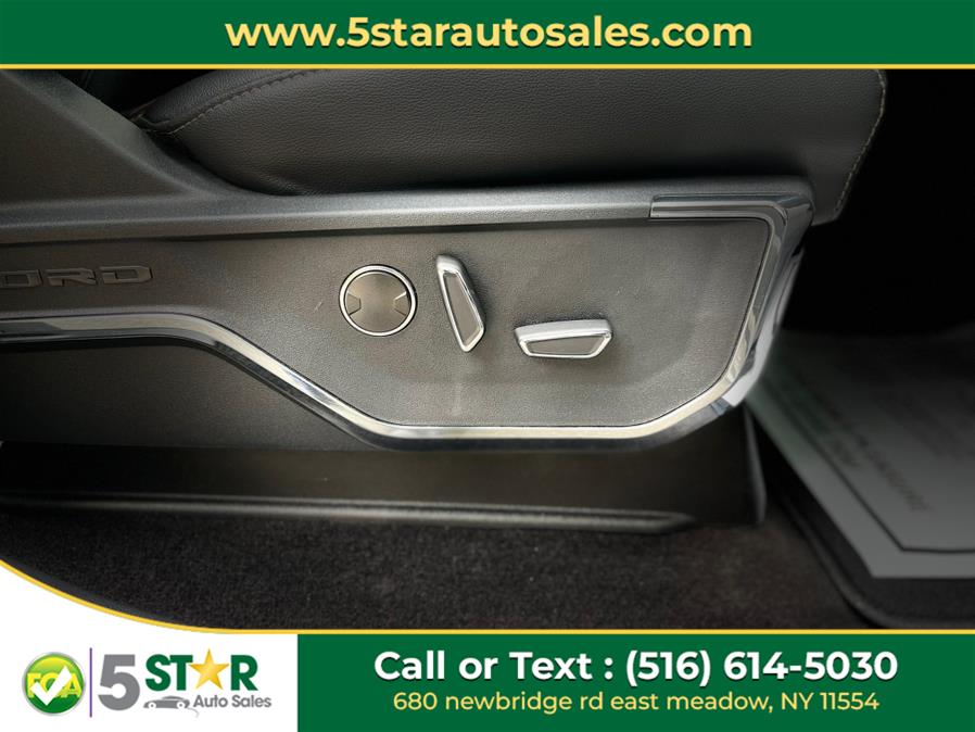 2022 Ford F-150 LARIAT 4WD SuperCrew 5.5'' Box, available for sale in East Meadow, New York | 5 Star Auto Sales Inc. East Meadow, New York 2022 Ford F-150 LARIAT 4WD SuperCrew 5.5'' Box, available for sale in East Meadow, New York | 5 Star Auto Sales Inc. East Meadow, New York