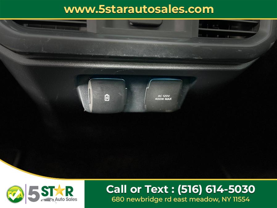 2022 Ford F-150 LARIAT 4WD SuperCrew 5.5'' Box, available for sale in East Meadow, New York | 5 Star Auto Sales Inc. East Meadow, New York 2022 Ford F-150 LARIAT 4WD SuperCrew 5.5'' Box, available for sale in East Meadow, New York | 5 Star Auto Sales Inc. East Meadow, New York