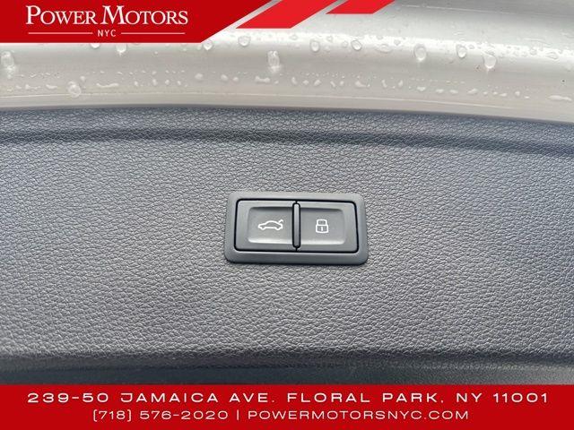 2019 Audi Sq5 3.0T Premium Plus, available for sale in Floral Park, New York | Shop Auto NY. Floral Park, New York 2019 Audi Sq5 3.0T Premium Plus, available for sale in Floral Park, New York | Shop Auto NY. Floral Park, New York