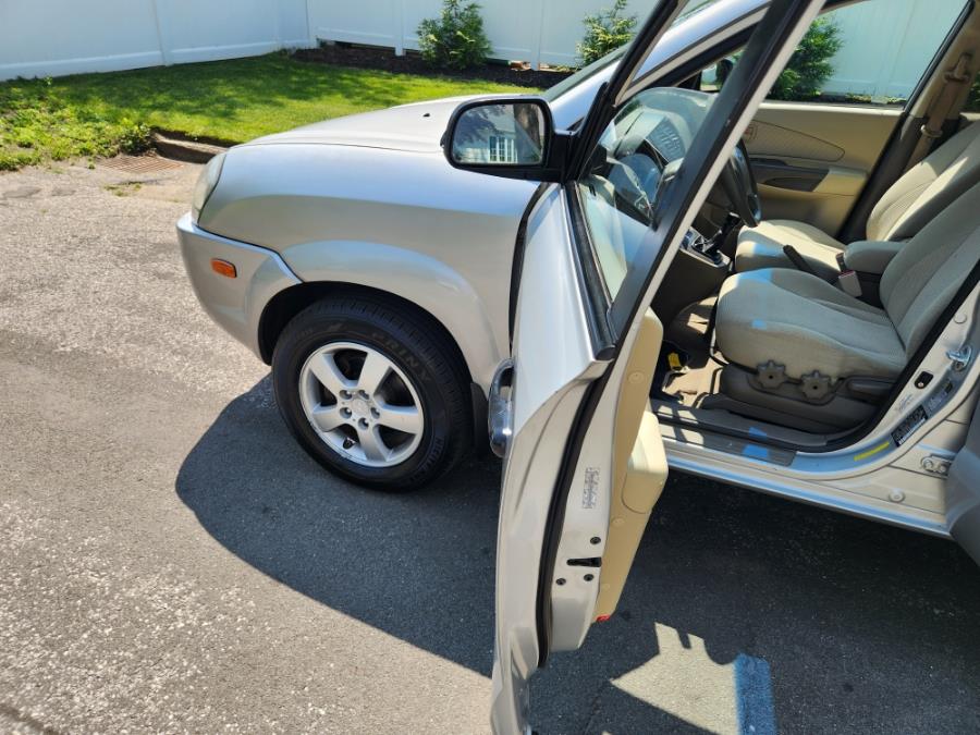 2008 Hyundai Tucson FWD 4dr I4 Man GLS, available for sale in West Babylon, New York | SGM Auto Sales. West Babylon, New York 2008 Hyundai Tucson FWD 4dr I4 Man GLS, available for sale in West Babylon, New York | SGM Auto Sales. West Babylon, New York