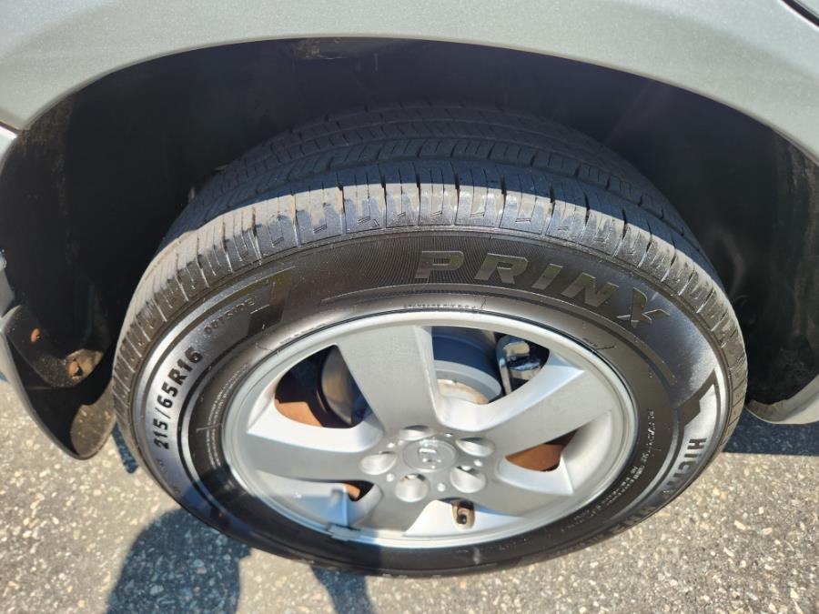 2008 Hyundai Tucson FWD 4dr I4 Man GLS, available for sale in West Babylon, New York | SGM Auto Sales. West Babylon, New York 2008 Hyundai Tucson FWD 4dr I4 Man GLS, available for sale in West Babylon, New York | SGM Auto Sales. West Babylon, New York
