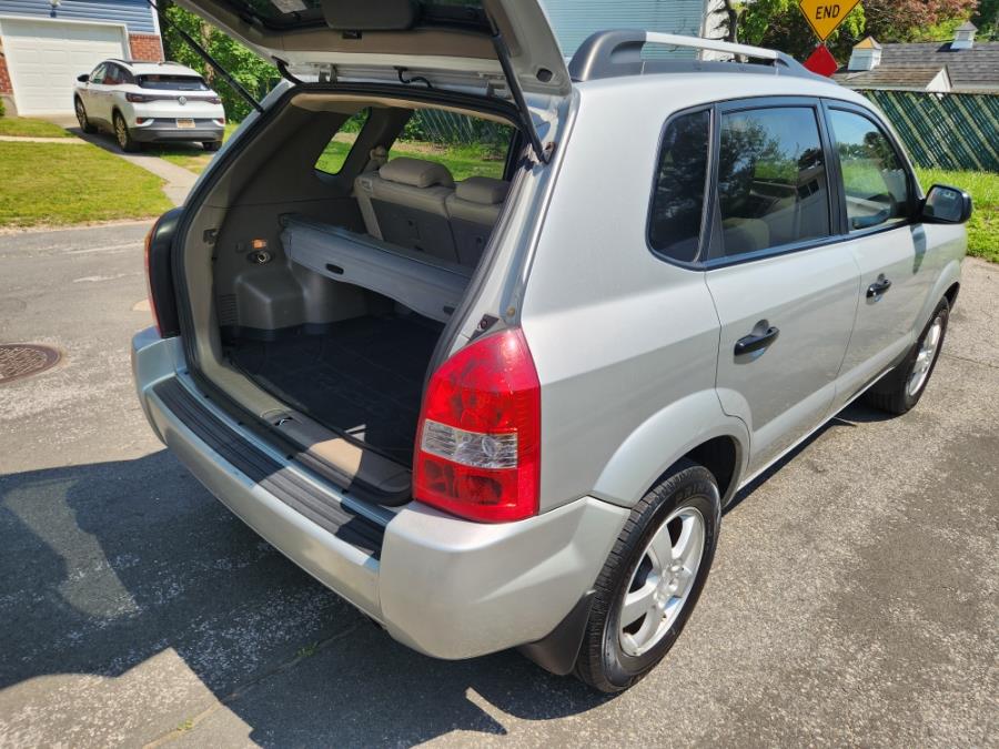 2008 Hyundai Tucson FWD 4dr I4 Man GLS, available for sale in West Babylon, New York | SGM Auto Sales. West Babylon, New York 2008 Hyundai Tucson FWD 4dr I4 Man GLS, available for sale in West Babylon, New York | SGM Auto Sales. West Babylon, New York