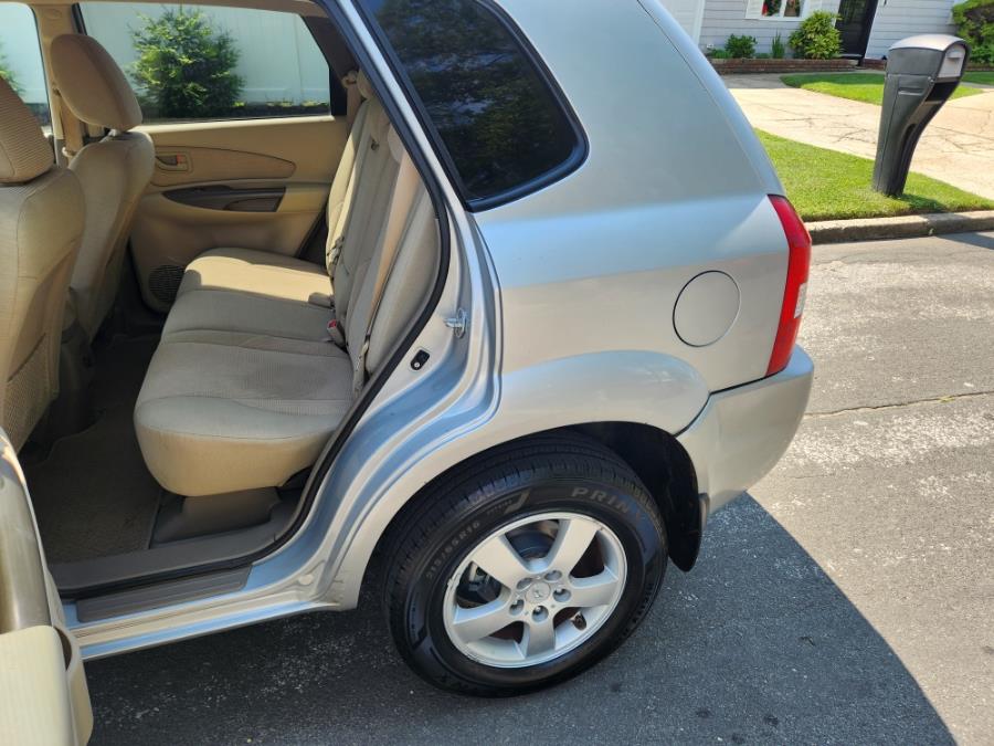 2008 Hyundai Tucson FWD 4dr I4 Man GLS, available for sale in West Babylon, New York | SGM Auto Sales. West Babylon, New York 2008 Hyundai Tucson FWD 4dr I4 Man GLS, available for sale in West Babylon, New York | SGM Auto Sales. West Babylon, New York