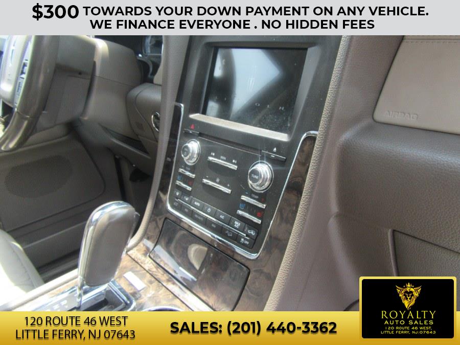 2016 Lincoln Navigator 4WD 4dr Select, available for sale in Little Ferry, New Jersey | Royalty Auto Sales. Little Ferry, New Jersey 2016 Lincoln Navigator 4WD 4dr Select, available for sale in Little Ferry, New Jersey | Royalty Auto Sales. Little Ferry, New Jersey