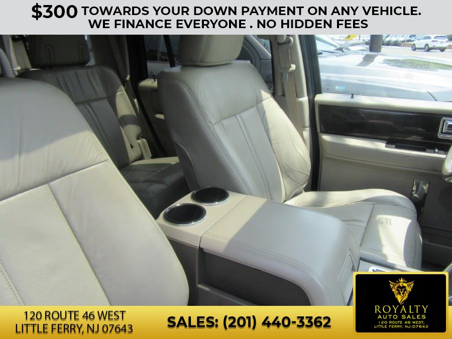 2016 Lincoln Navigator 4WD 4dr Select, available for sale in Little Ferry, New Jersey | Royalty Auto Sales. Little Ferry, New Jersey 2016 Lincoln Navigator 4WD 4dr Select, available for sale in Little Ferry, New Jersey | Royalty Auto Sales. Little Ferry, New Jersey