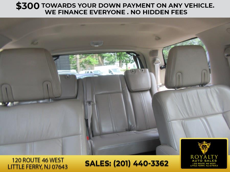 2016 Lincoln Navigator 4WD 4dr Select, available for sale in Little Ferry, New Jersey | Royalty Auto Sales. Little Ferry, New Jersey 2016 Lincoln Navigator 4WD 4dr Select, available for sale in Little Ferry, New Jersey | Royalty Auto Sales. Little Ferry, New Jersey