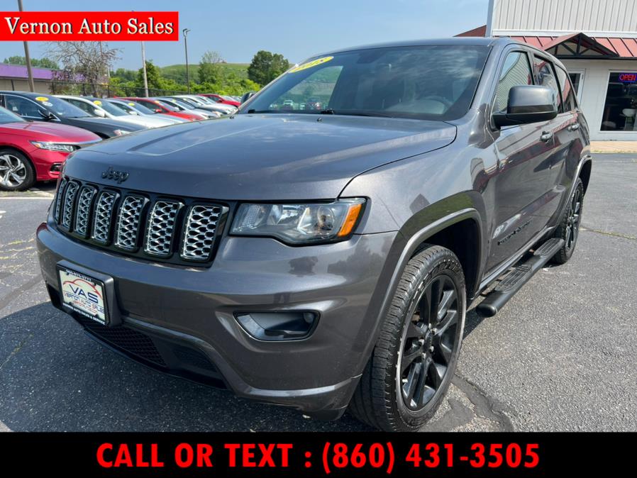 Used 2018 Jeep Grand Cherokee in Manchester, Connecticut | Vernon Auto Sale & Service. Manchester, Connecticut