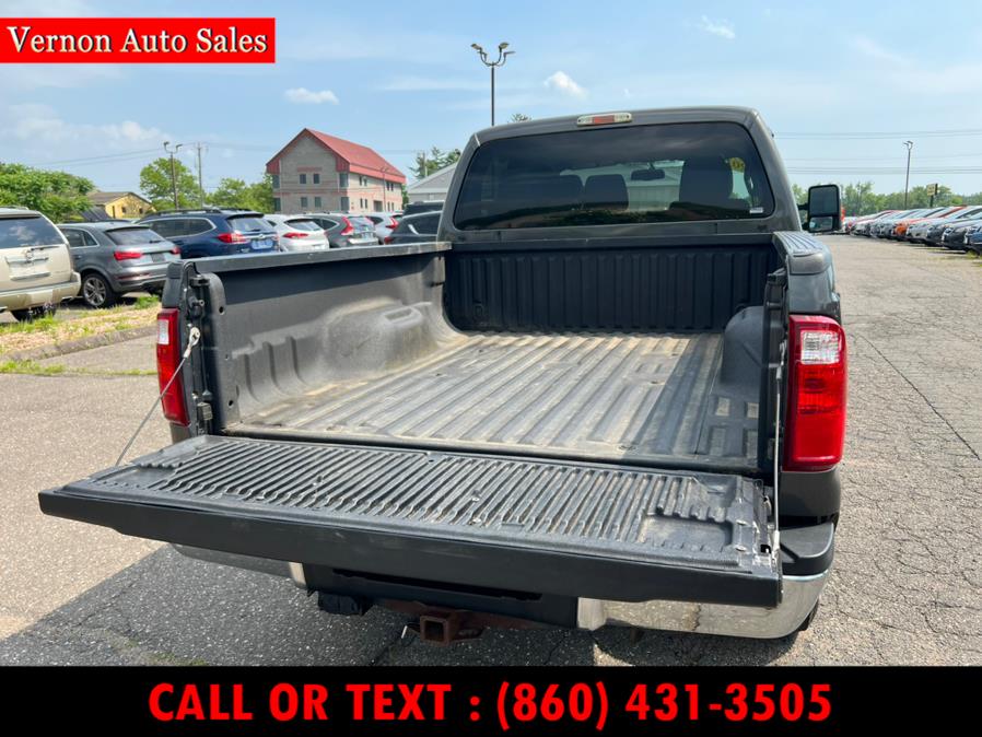 2016 Ford Super Duty F-250 SRW 4WD Crew Cab 172" XLT, available for sale in Manchester, Connecticut | Vernon Auto Sale & Service. Manchester, Connecticut 2016 Ford Super Duty F-250 SRW 4WD Crew Cab 172" XLT, available for sale in Manchester, Connecticut | Vernon Auto Sale & Service. Manchester, Connecticut