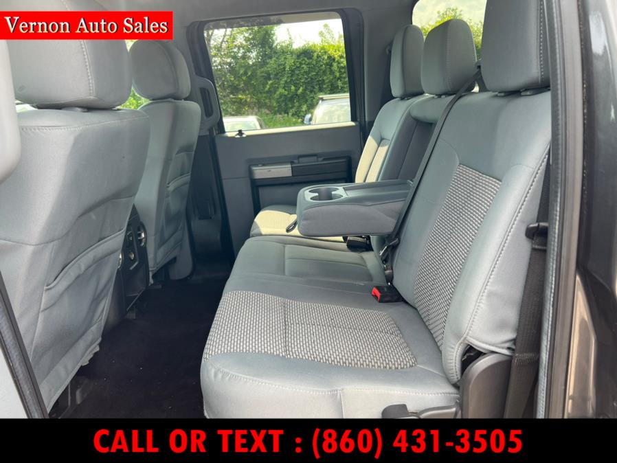 2016 Ford Super Duty F-250 SRW 4WD Crew Cab 172" XLT, available for sale in Manchester, Connecticut | Vernon Auto Sale & Service. Manchester, Connecticut 2016 Ford Super Duty F-250 SRW 4WD Crew Cab 172" XLT, available for sale in Manchester, Connecticut | Vernon Auto Sale & Service. Manchester, Connecticut