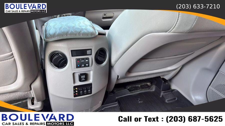 2015 Honda Pilot SE Sport Utility 4D, available for sale in New Haven, Connecticut | Boulevard Motors LLC. New Haven, Connecticut 2015 Honda Pilot SE Sport Utility 4D, available for sale in New Haven, Connecticut | Boulevard Motors LLC. New Haven, Connecticut