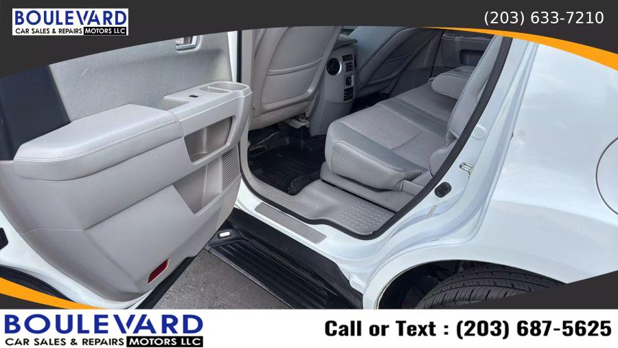 2015 Honda Pilot SE Sport Utility 4D, available for sale in New Haven, Connecticut | Boulevard Motors LLC. New Haven, Connecticut 2015 Honda Pilot SE Sport Utility 4D, available for sale in New Haven, Connecticut | Boulevard Motors LLC. New Haven, Connecticut