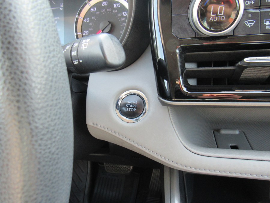 2022 Toyota Highlander L, available for sale in Worcester, Massachusetts | Hilario's Auto Sales Inc.. Worcester, Massachusetts 2022 Toyota Highlander L, available for sale in Worcester, Massachusetts | Hilario's Auto Sales Inc.. Worcester, Massachusetts
