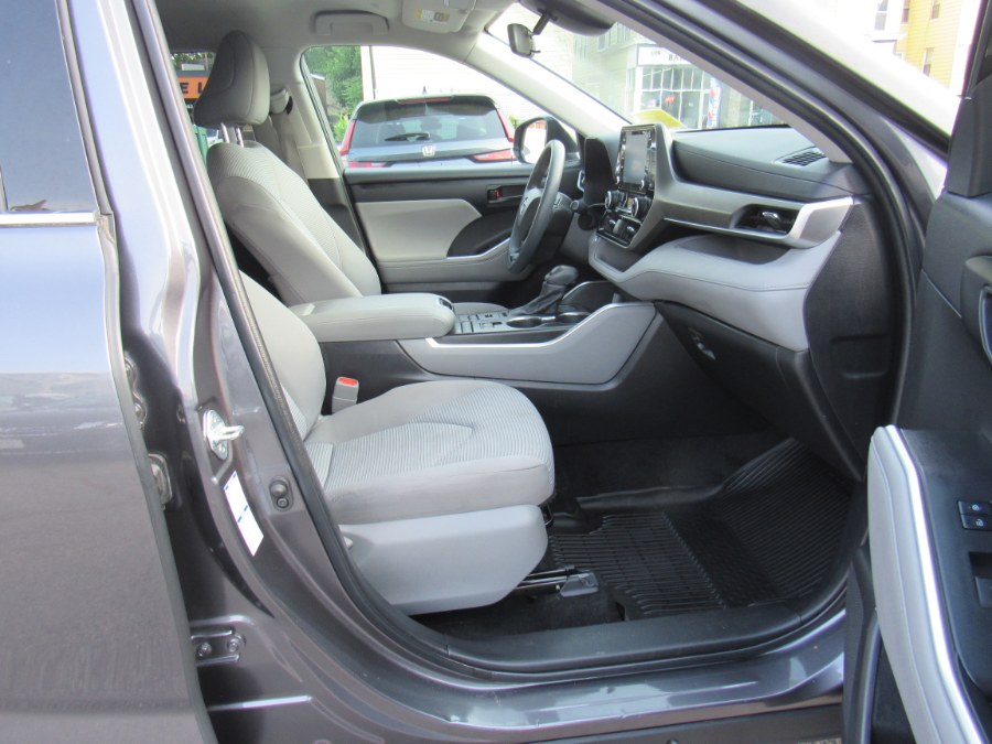 2022 Toyota Highlander L, available for sale in Worcester, Massachusetts | Hilario's Auto Sales Inc.. Worcester, Massachusetts 2022 Toyota Highlander L, available for sale in Worcester, Massachusetts | Hilario's Auto Sales Inc.. Worcester, Massachusetts