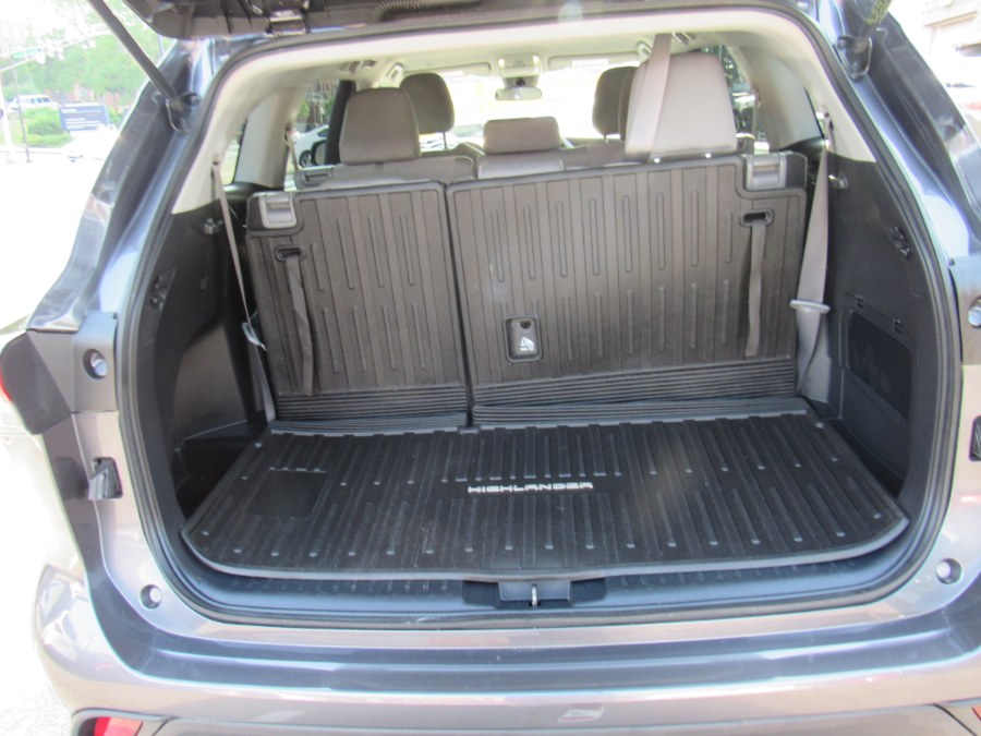 2022 Toyota Highlander L, available for sale in Worcester, Massachusetts | Hilario's Auto Sales Inc.. Worcester, Massachusetts 2022 Toyota Highlander L, available for sale in Worcester, Massachusetts | Hilario's Auto Sales Inc.. Worcester, Massachusetts
