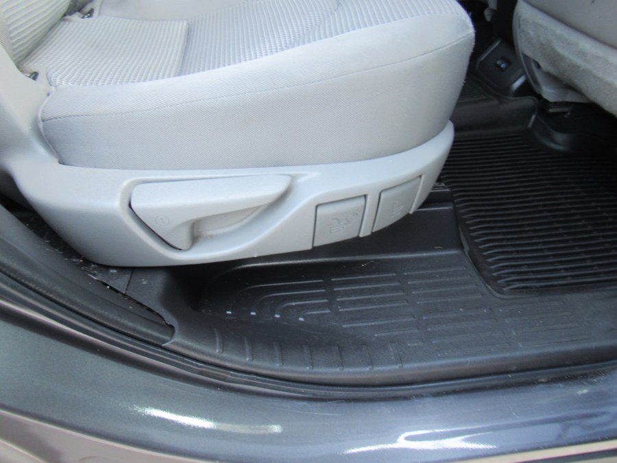 2022 Toyota Highlander L, available for sale in Worcester, Massachusetts | Hilario's Auto Sales Inc.. Worcester, Massachusetts 2022 Toyota Highlander L, available for sale in Worcester, Massachusetts | Hilario's Auto Sales Inc.. Worcester, Massachusetts