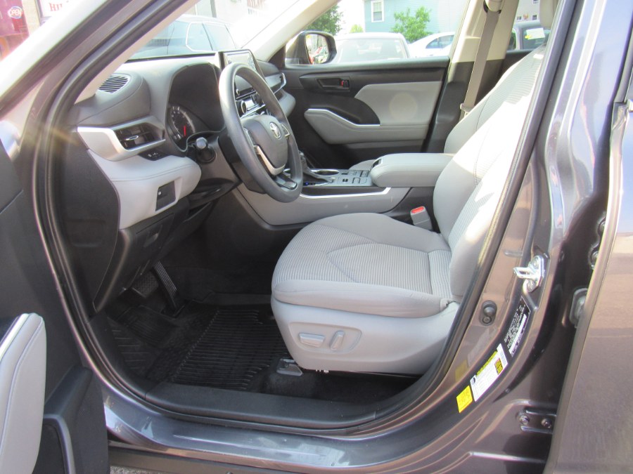 2022 Toyota Highlander L, available for sale in Worcester, Massachusetts | Hilario's Auto Sales Inc.. Worcester, Massachusetts 2022 Toyota Highlander L, available for sale in Worcester, Massachusetts | Hilario's Auto Sales Inc.. Worcester, Massachusetts