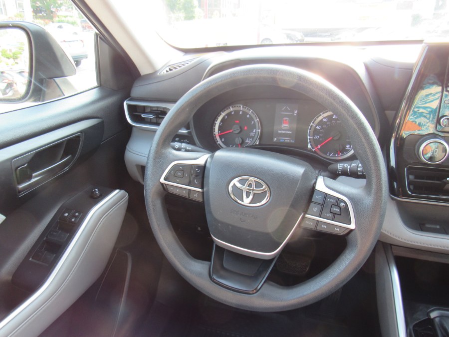 2022 Toyota Highlander L, available for sale in Worcester, Massachusetts | Hilario's Auto Sales Inc.. Worcester, Massachusetts 2022 Toyota Highlander L, available for sale in Worcester, Massachusetts | Hilario's Auto Sales Inc.. Worcester, Massachusetts