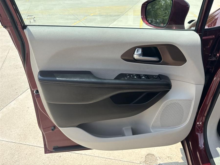 2017 Chrysler Pacifica Touring L, available for sale in Elida, Ohio | Josh's All Under Ten LLC. Elida, Ohio 2017 Chrysler Pacifica Touring L, available for sale in Elida, Ohio | Josh's All Under Ten LLC. Elida, Ohio